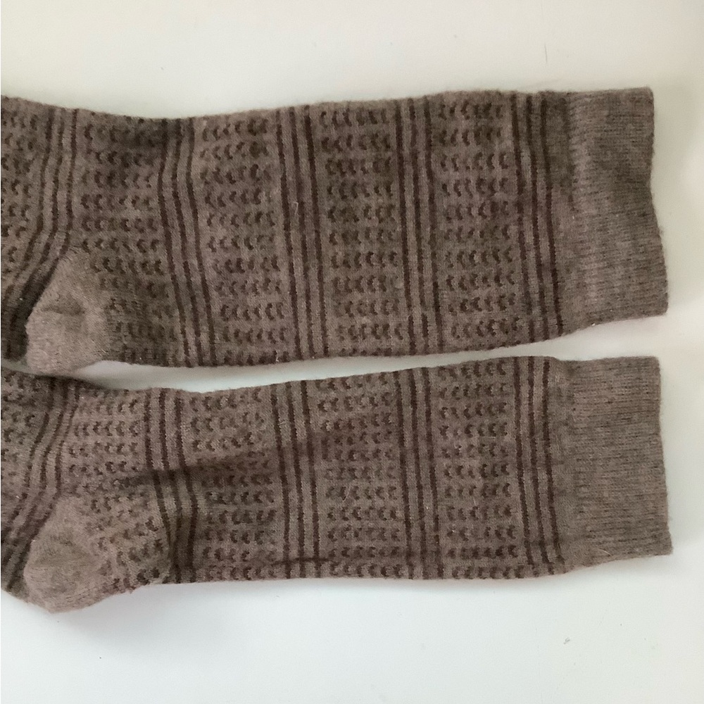Brown Patterned Men's Socks - Picture 3 of 4